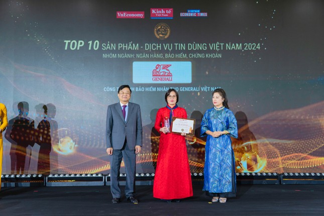 Generali Việt Nam được vinh danh 'Top 10 sản phẩm – dịch vụ tin dùng 2024'